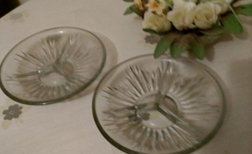 Порцелан и стъкло.