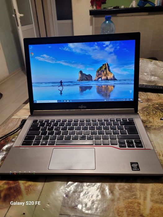Лаптоп Fujitsu Lifebook E744