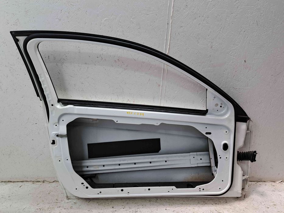 Usa stanga fata Mercedes Clasa C Coupe (C204) Facelift AMG [Fabr 2011-