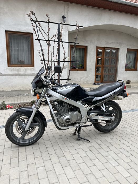 Suzuki GS 500 E