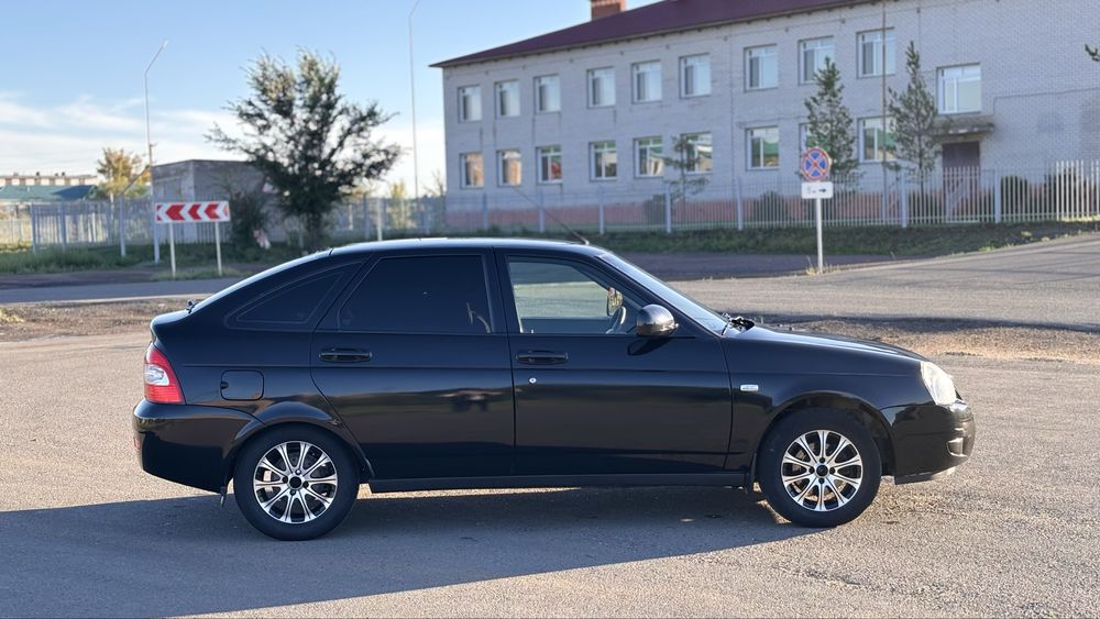 Продам Lada Priora 2172 хэтчбек 2013 года