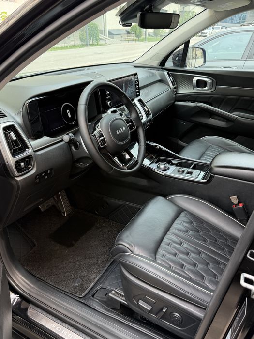 Kia sorento sotiladi 2023 qora 3,5mator