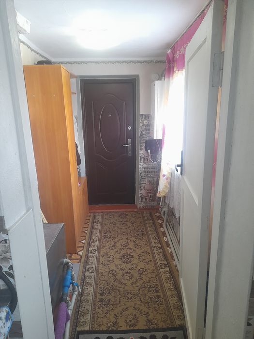 Продам дом в центре станцые.