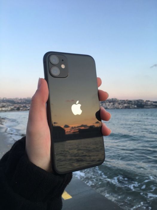 Iphone 11, 128GB, 75емкость