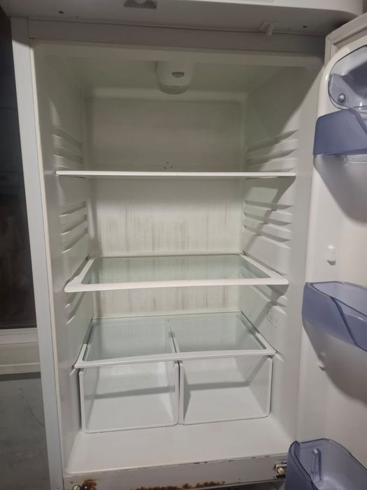 Холодильник в рабочем состоянии