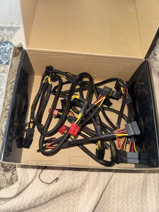 Блок питания 1200 w новый.