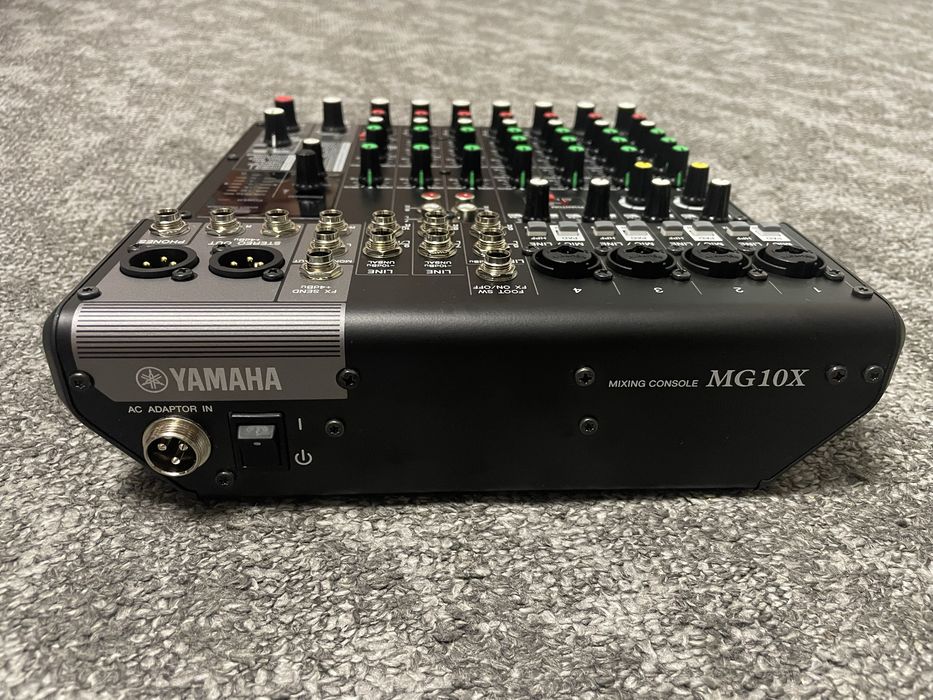 Yamaha MG10X – Mixer audio profesional cu efecte SPX