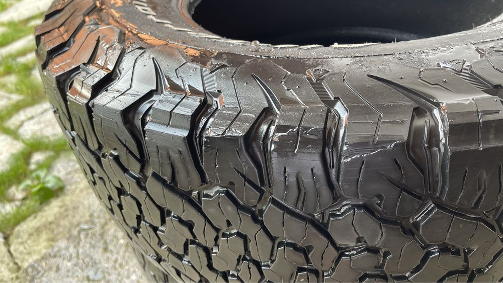 Anvelope BF Goodrich 285/70/R17