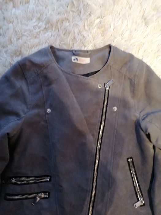 Rochita superba fetita 10-11 ani si gecuta H&m. In stare excelenta.