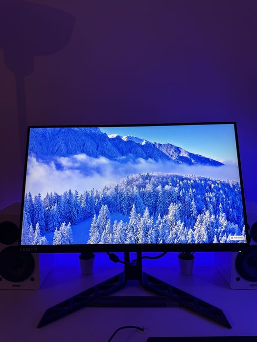 Vand pc gaming full white si monitor gaming 240hz Lenovo Legion Y25-30