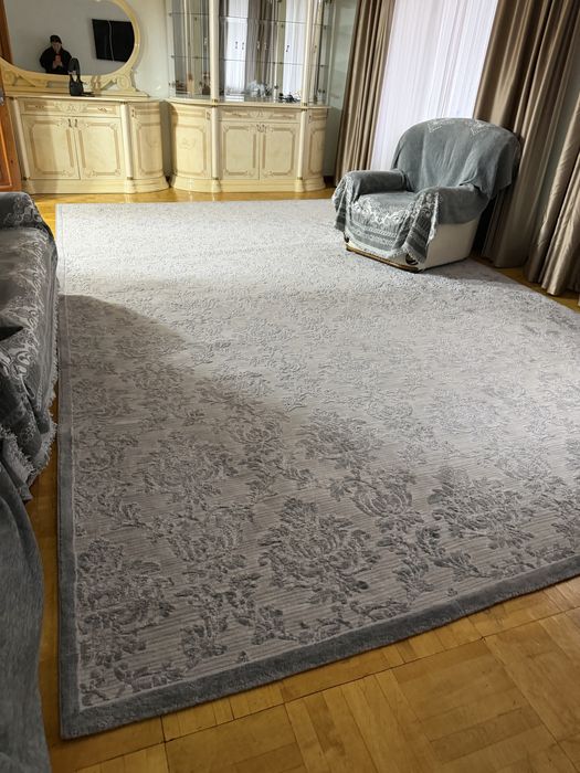 Продаю большой ковер