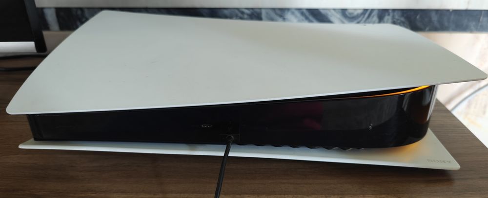 PS5 Digital (Fat) + 1 геймпад, хорошее состояние