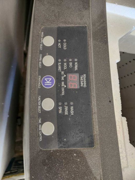 Продам стиральную машину