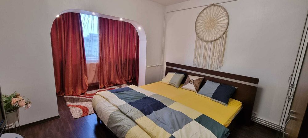 Inchiriez apartament 2 camere zona 300 langa facultatea UAV
