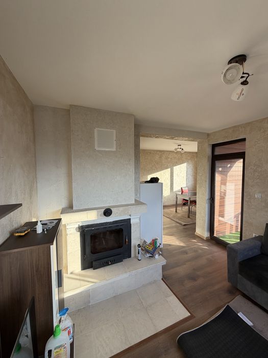 Къща в с Лесидрен.