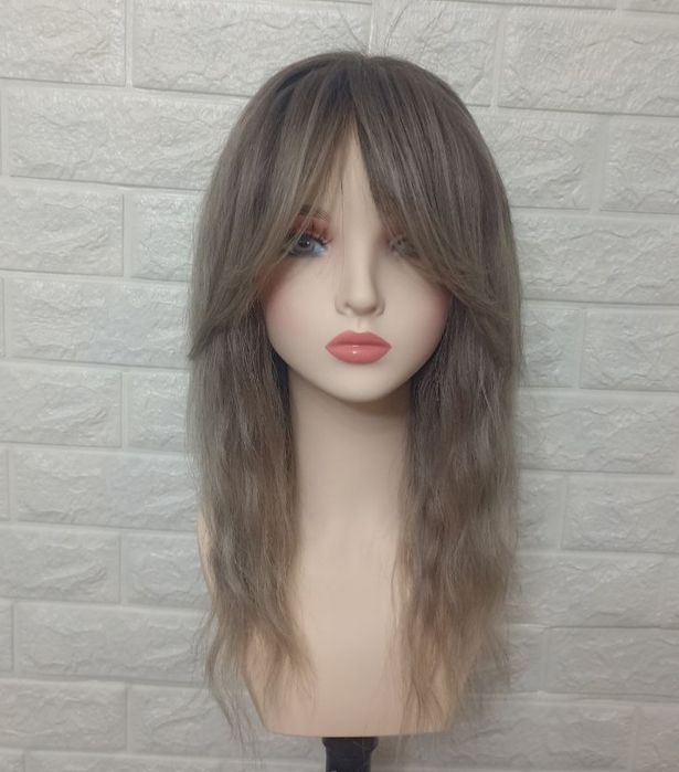 Натуралний парик