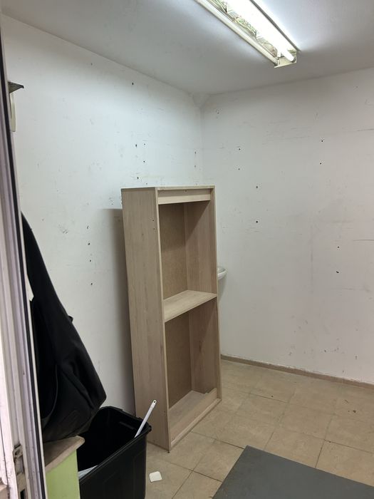 Дава се под наем Магазин в Варна, Автогара - 5 кв.м за 30.6 € - Снимка #2