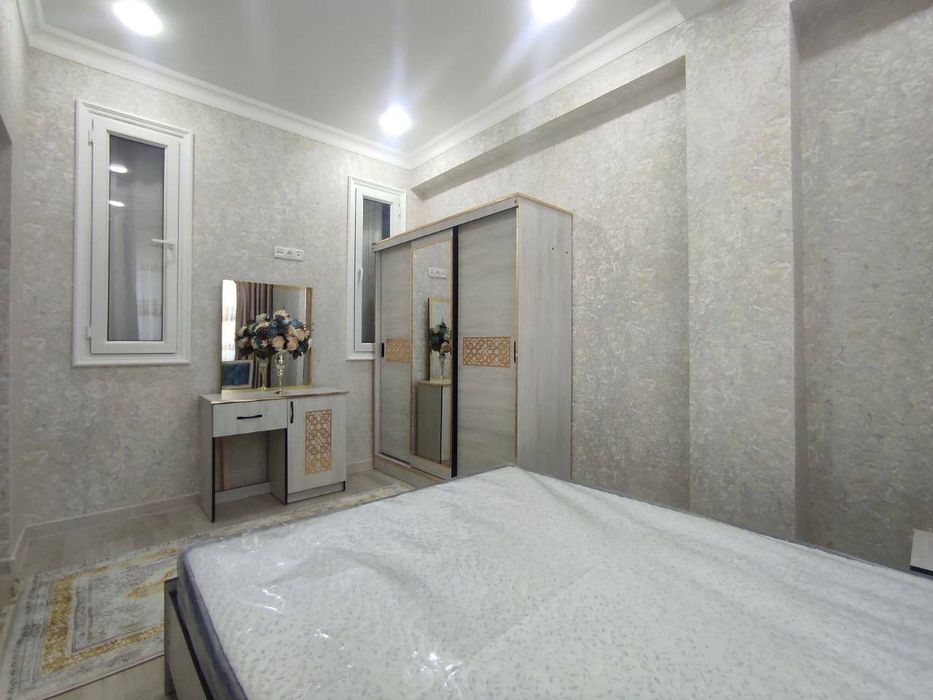 Чилонзор 14 2/5/9 сотилади