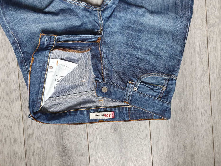 Blugi LEVI'S 506 Standard - Marime W32 L32 (Talie 84 cm)