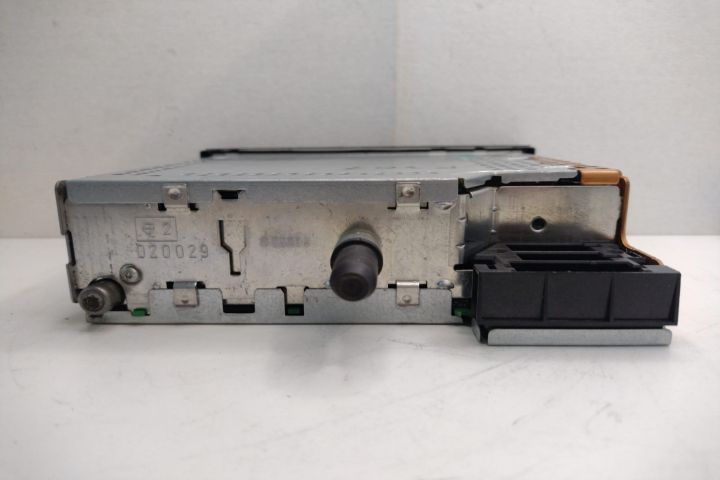 Radio casetofon 22RC26065S Peugeot   seria