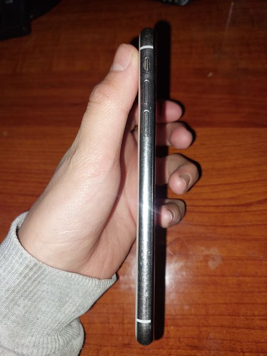 IPhone X 64GB 45k торг есть