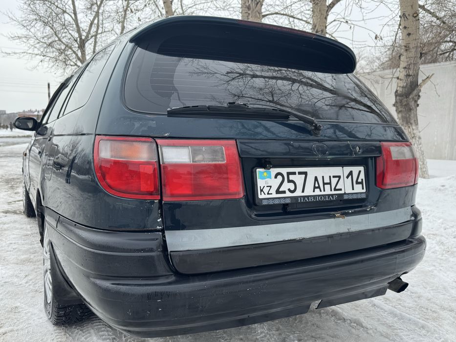 Продам тойота калдина