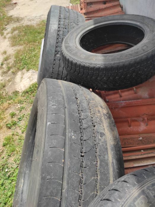 Гуми предни за влекач 315/70/R22.5