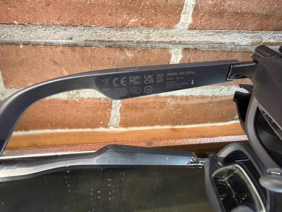 Ochelari inteligenti  XREAL air 2 pro