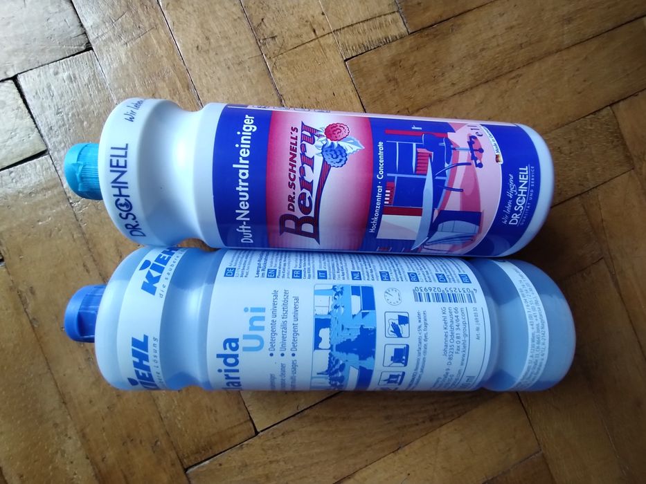2  bidoane detergent concentrat universal Dr Schnells