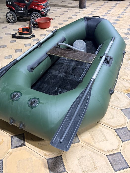 Надувная лодка katran 220