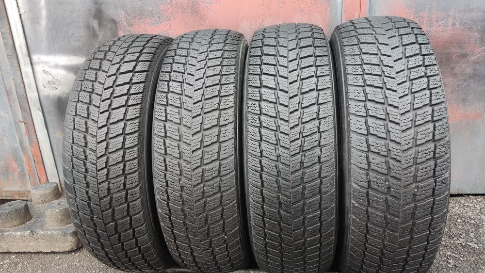 4бр. зимни гуми 205/70/15 Nexen Winguard SUV
dot21
6.76mm
Австрия 
про