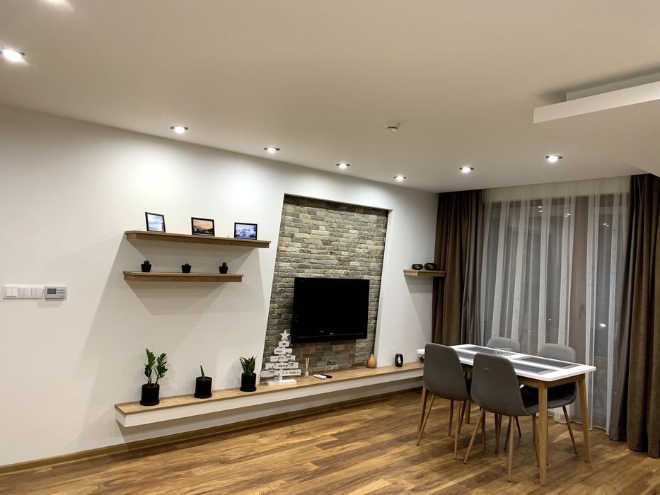 Дава се под наем Двустаен апартамент в Велинград - 75 кв.м за 448.8 € - Снимка #1