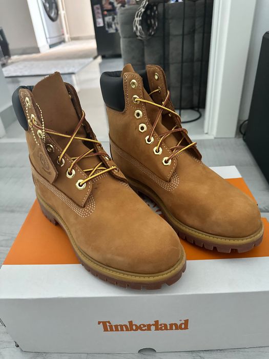 Vand papuci noi Timberland