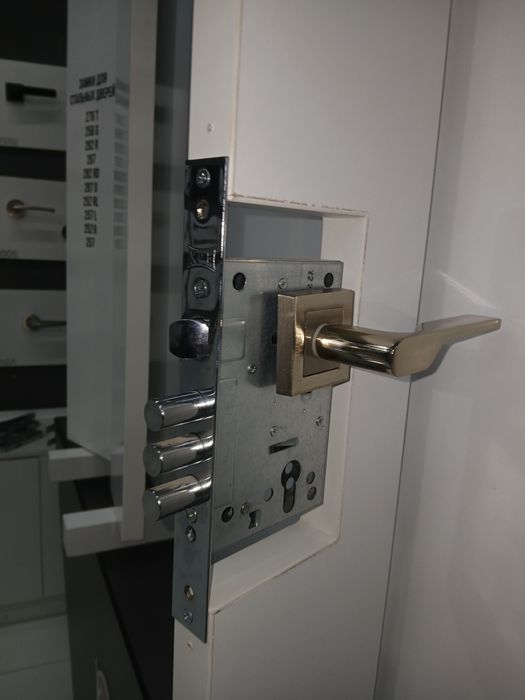 Замок очиш Установка замков замок очиш урнатиш ремонт