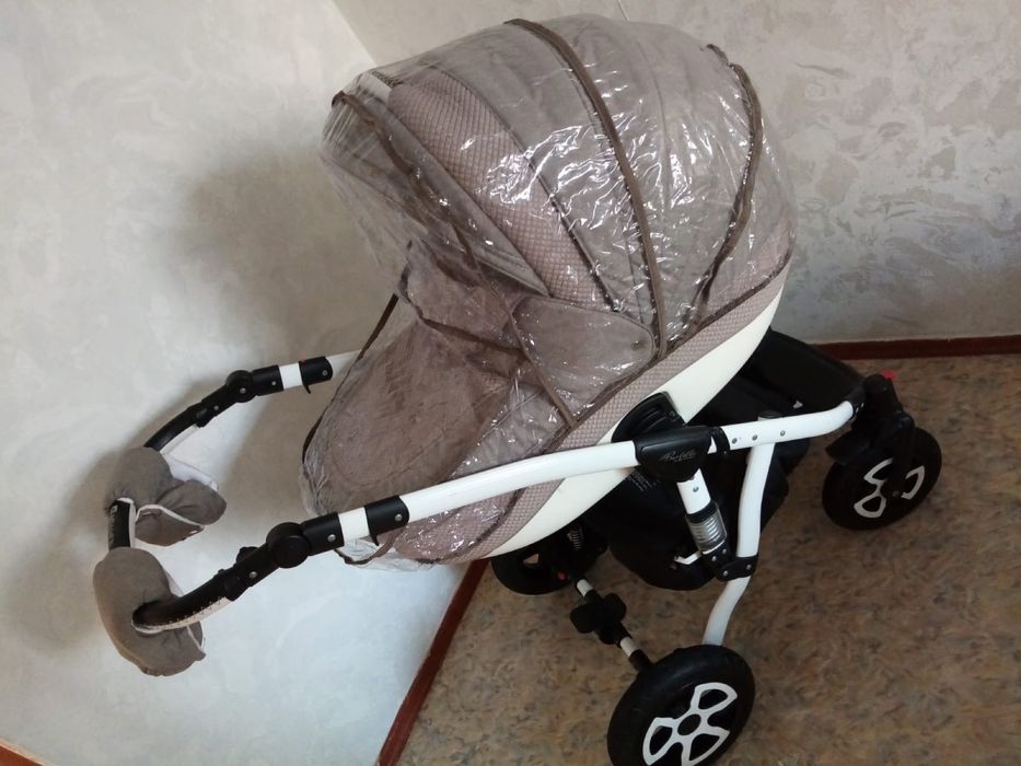 Продается коляска adamex 3в1