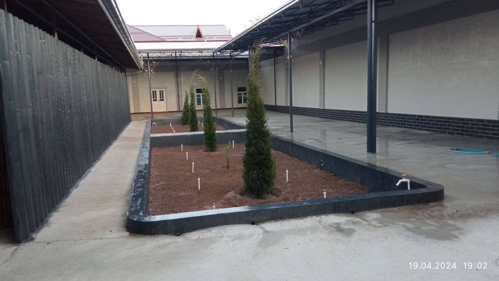 Ижарага берилади Зангиота  цех учун 2та хона 350кв навес