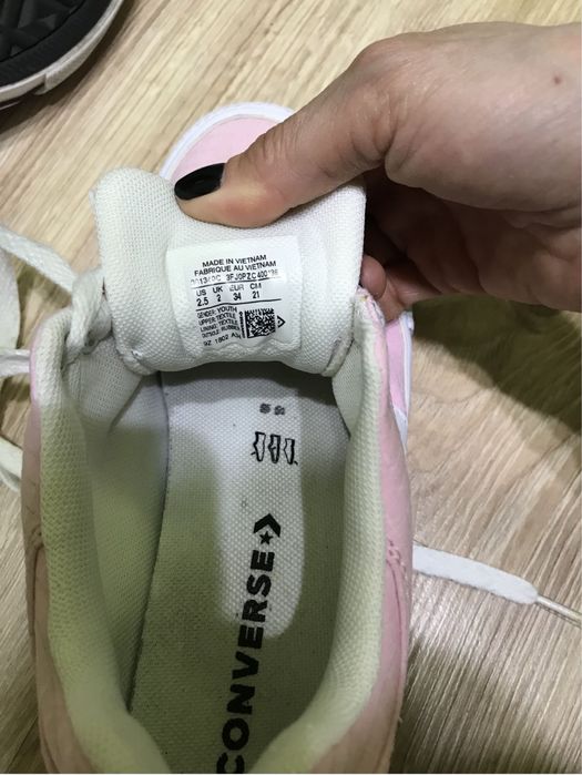 Tenesi Converse - marimea 34