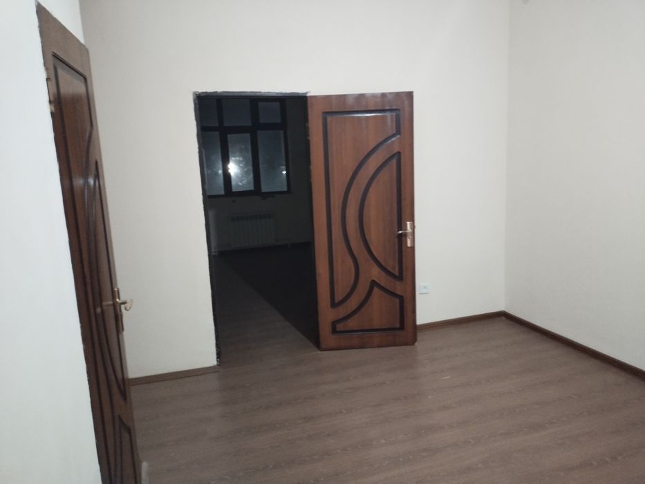 Янги Дом 2 хоналик 90 кв Аэропортга етмай йулни устида