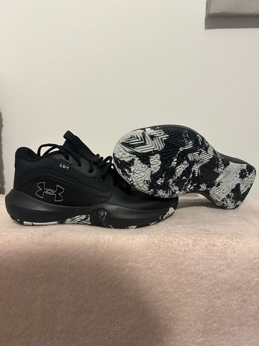 Pantofi Under Armour Lockdown 7 originali