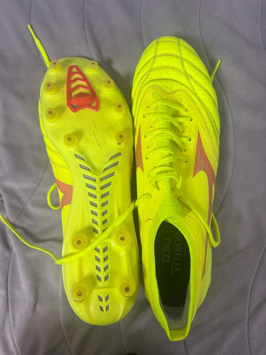 Mizuno Morelia neo 4 elite