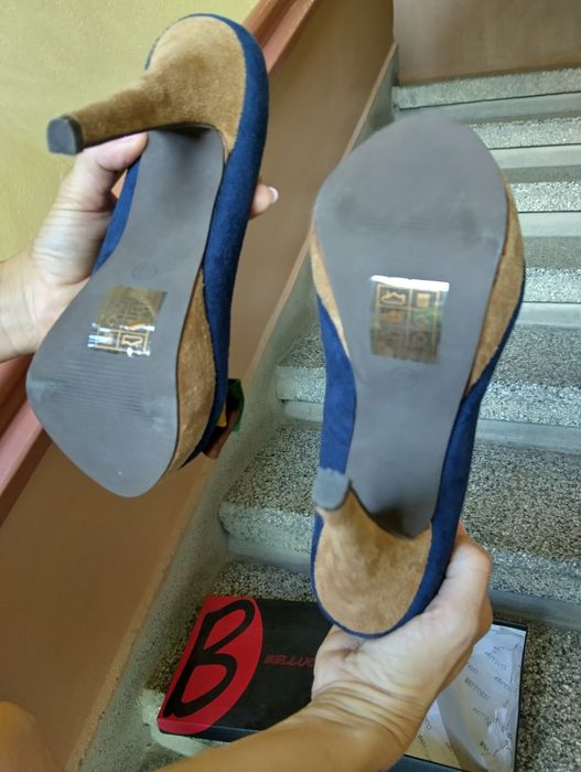 Дамски обувки естествен велур