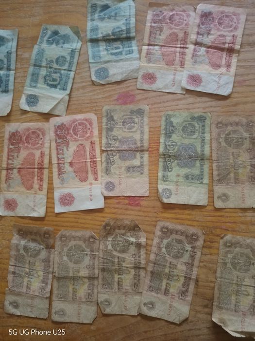 Слот  от банкноти