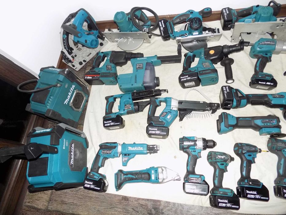 Scule Makita 18V  si  scule Makita 220V