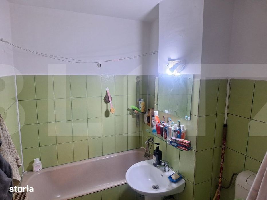 Apartament 2 camere de vanzare, 67 mp, decomandat, etaj 1, Logoj