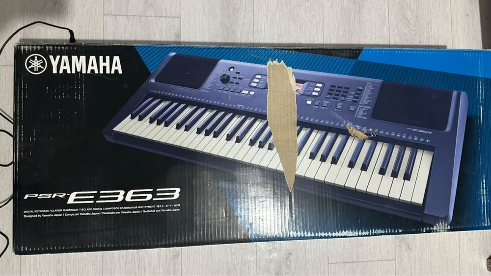 Синтезатор Yamaha PSR-E363