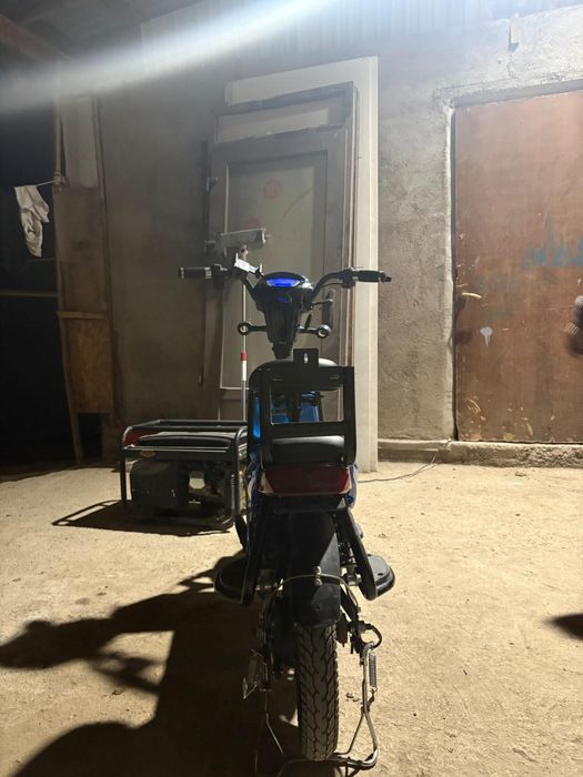 Скутер ск8 продам/обмен