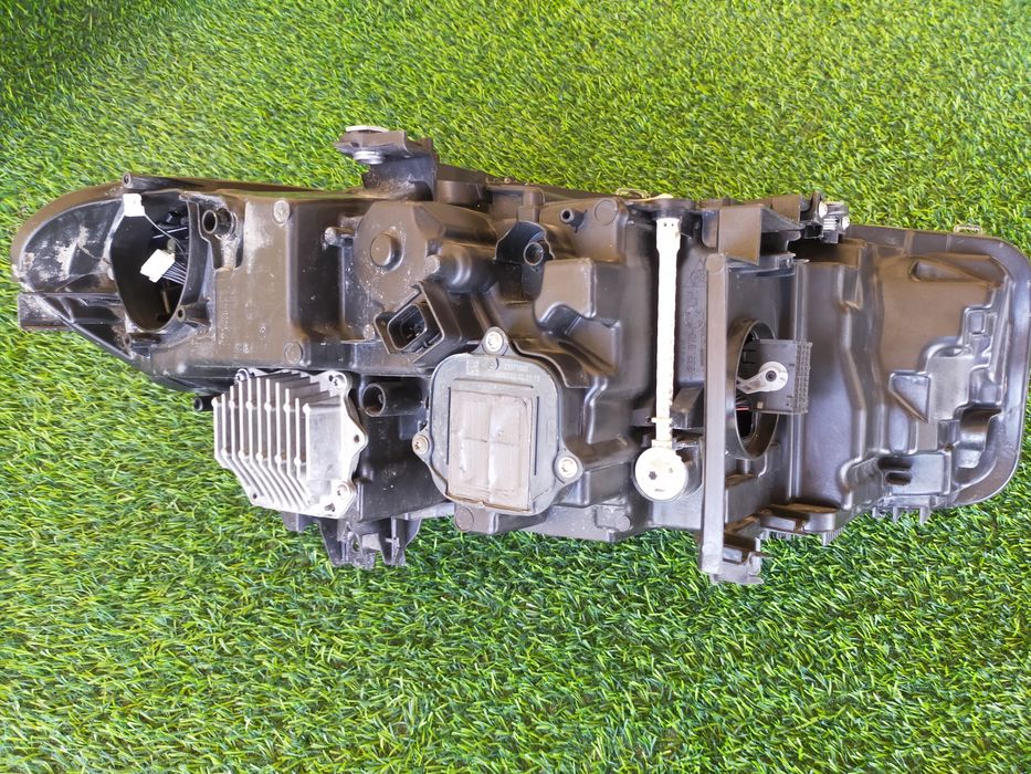 Фара BMW G30 левая рестайл