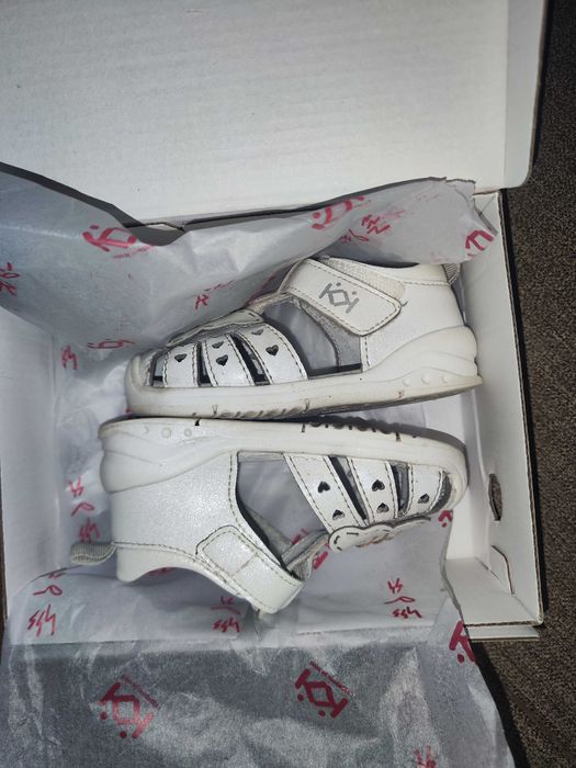 Детски/ бебешки сандали Колев и Колев