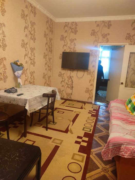 Продаётся 2/1/4 Авиасозлар-3 напротив Яшнобод тойхона