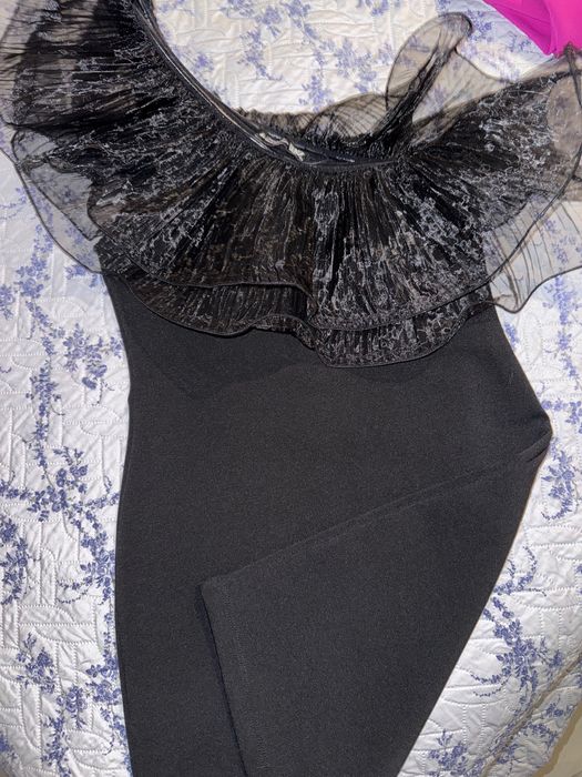 Зара Рокля Чисто Нова 30 лв